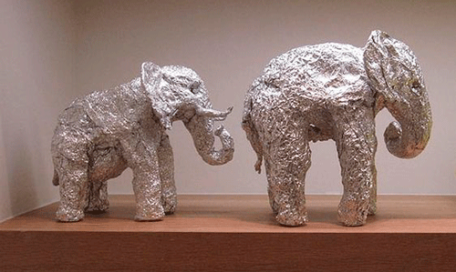 escultura d'alumini